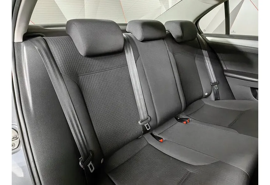 Volkswagen Jetta 1.6 MPI AT (105 л.с.) Comfortline Серый в АВИЛОН. Слайд №14