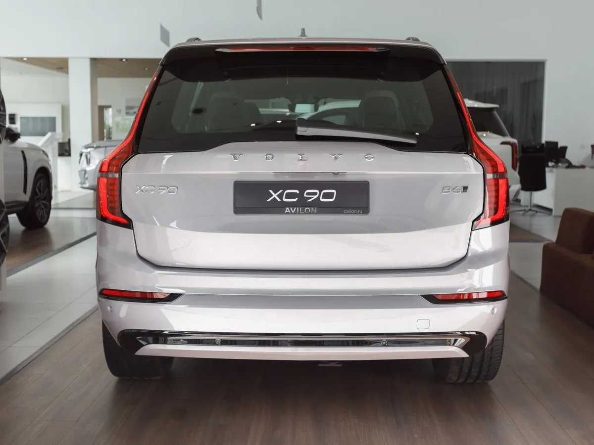 Volvo XC90 2.0 B6 mild hybrid AT AWD (7 мест) (300 л.с.) Ультра темный Серебристый в АВИЛОН. Слайд №4