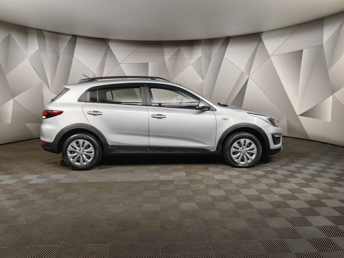 Kia Rio X-Line 1.6 AT (123 л.с.) Luxe Серый в АВИЛОН. Слайд №6