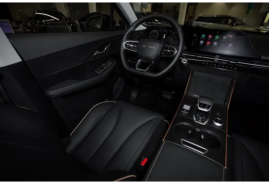 Omoda C5 1.6T DCT 4WD (150 л.с.) Supreme (2 цвета) Серебристый в АВИЛОН. Слайд №10