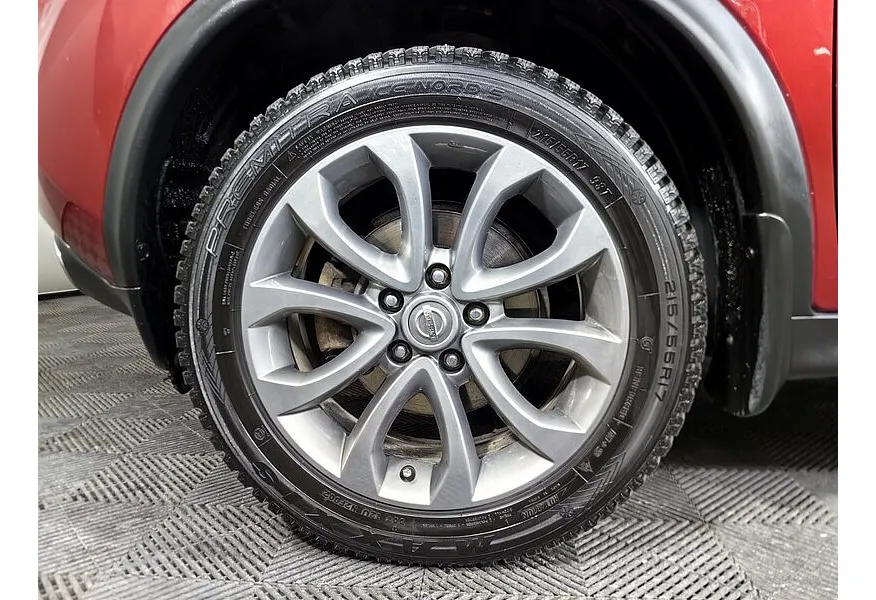 Nissan Juke 1.6 CVT (117 л.с.) Красный в АВИЛОН. Слайд №9