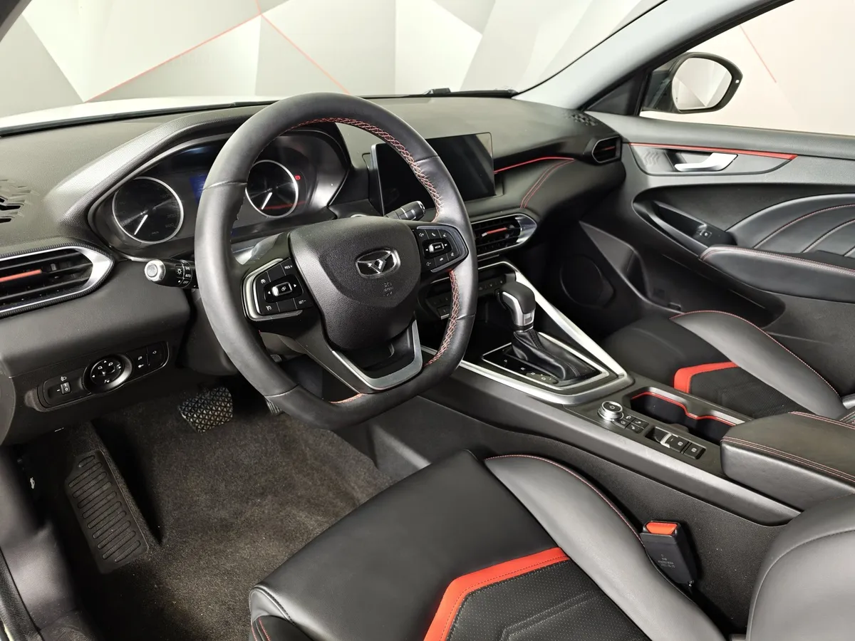 Kaiyi E5 1.5 CVT 2WD (147 л.с.) Luxury Белый в АВИЛОН. Слайд №19
