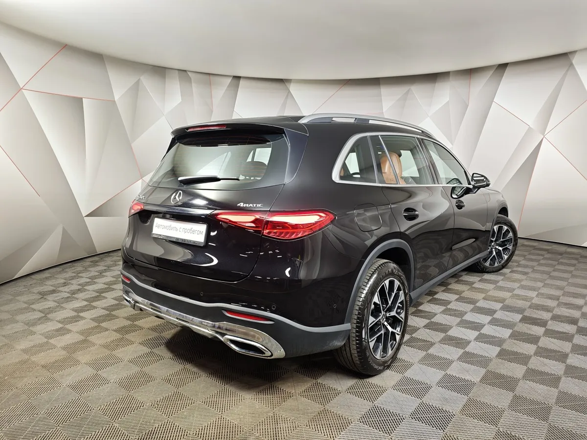 Mercedes-Benz GLC 260 L 9G-TRONIC 4MATIC (197 л.с.) Черный в АВИЛОН. Слайд №2