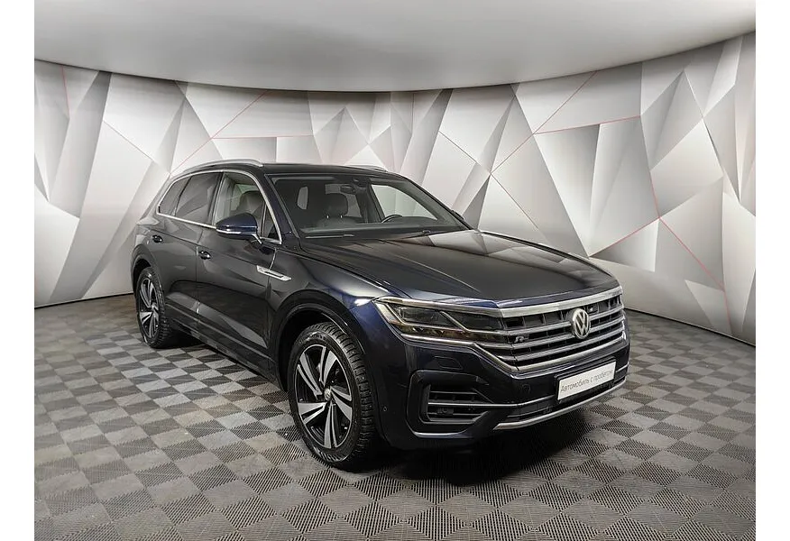 Volkswagen Touareg 3.0 TSI Tiptronic 4Motion (340 л.с.) R-Line Черный в АВИЛОН. Слайд №3