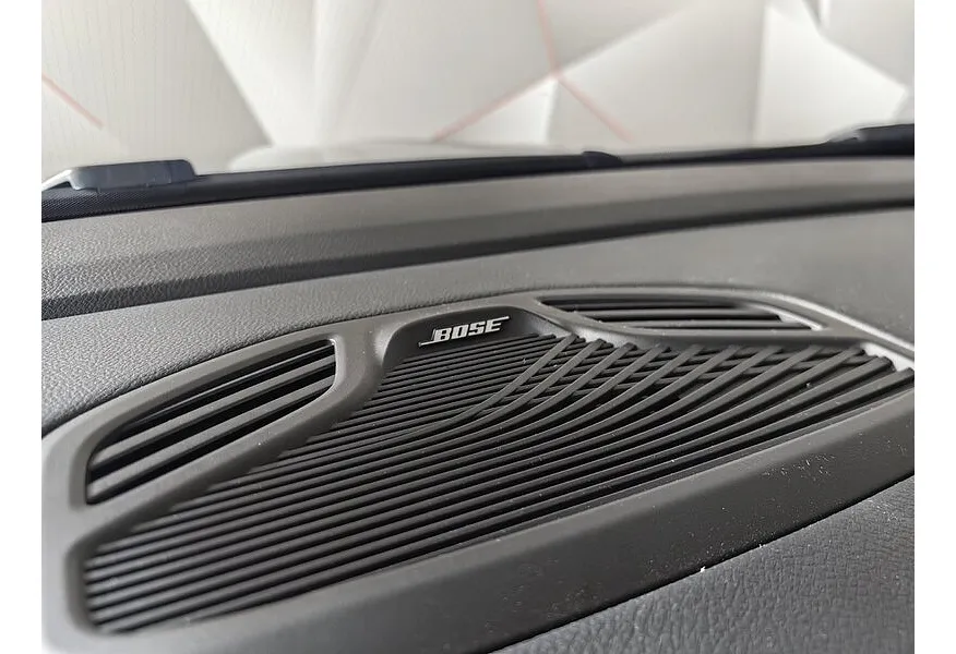 LIVE. Слайд №23