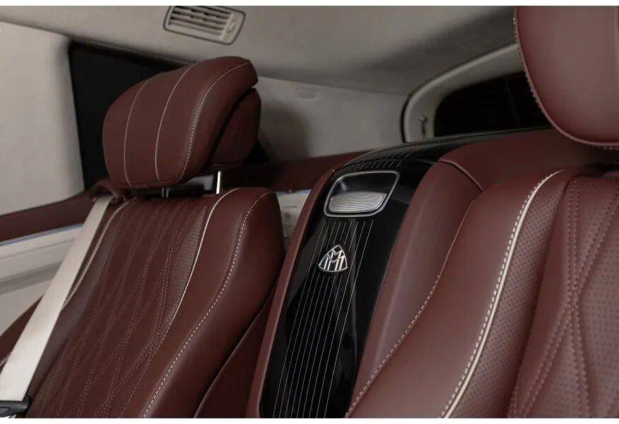 Mercedes-Benz GLS 600 9G-Tronic 4Matic (557 л.с.) Черный в АВИЛОН. Слайд №20