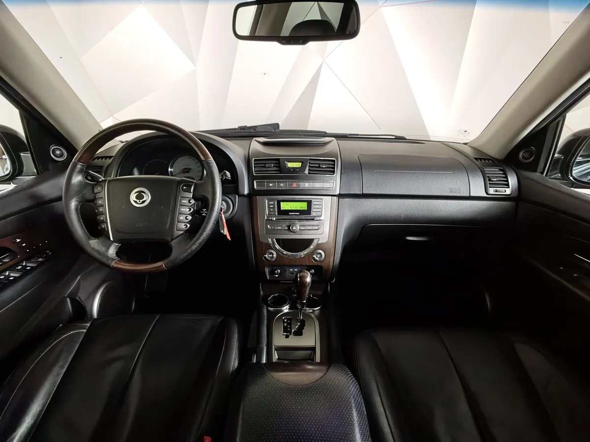 SsangYong Rexton 3.2 T-Tronic AWD (220 л.с.) Черный в АВИЛОН. Слайд №14