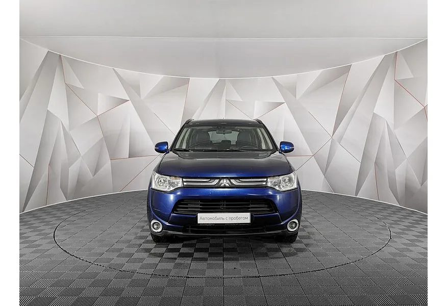 Mitsubishi Outlander 2.0 CVT 4WD (146 л.с.) Синий в АВИЛОН. Слайд №7 Mitsubishi Outlander 2.0 CVT 4WD (146 л.с.) Синий в АВИЛОН. Слайд №7