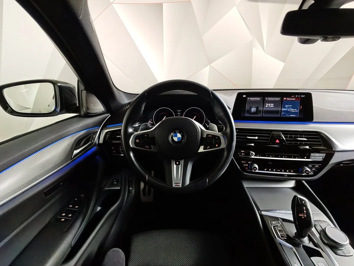 BMW 5 серия 530i xDrive Steptronic (249 л.с.) Черный в АВИЛОН. Слайд №15 BMW 5 серия 530i xDrive Steptronic (249 л.с.) Черный в АВИЛОН. Слайд №15