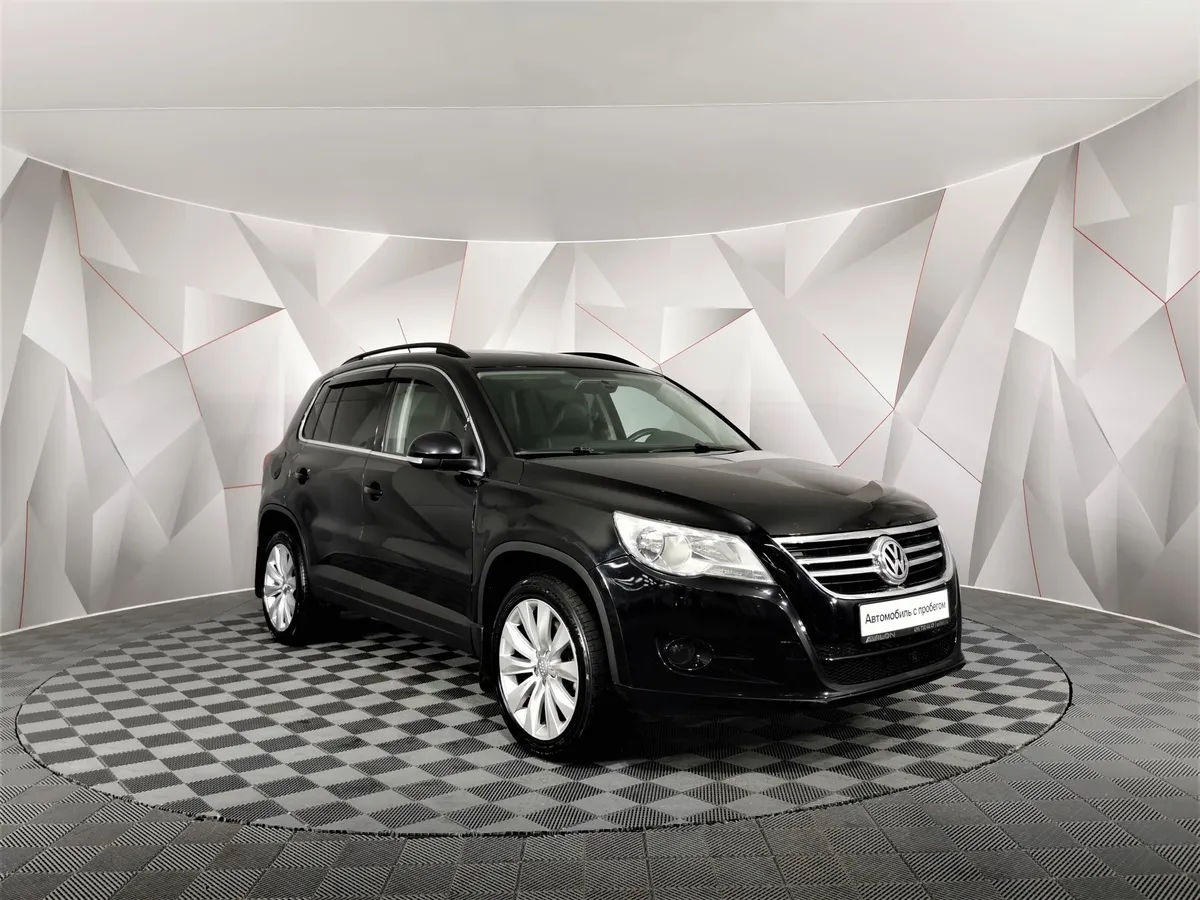 Volkswagen Tiguan 2.0 TSI 4Motion AT (170 л.с.) Track & Field Черный в АВИЛОН. Слайд №3
