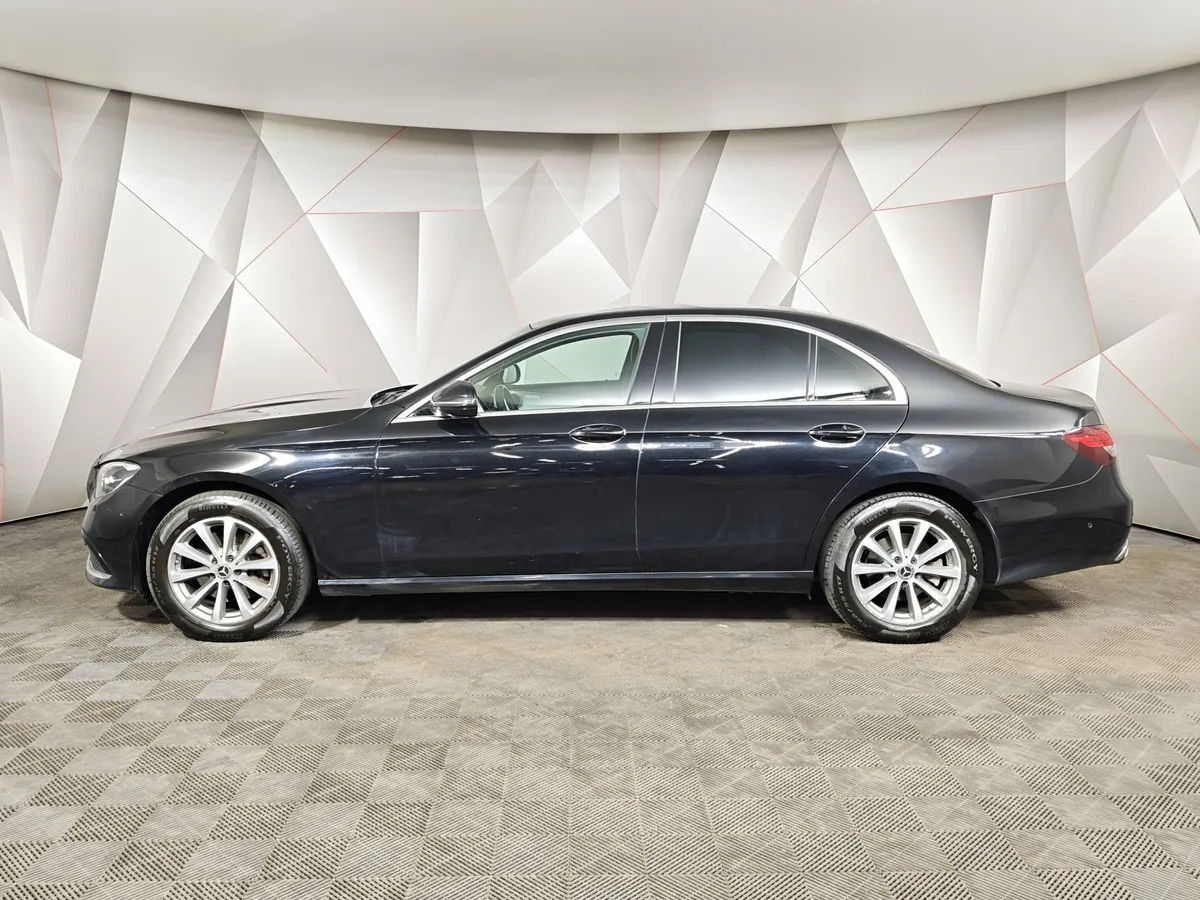 Mercedes-Benz E-Класс E 200 9G-TRONIC (197 л.с.) Business Черный в АВИЛОН. Слайд №5