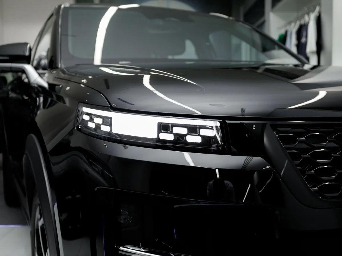 JAECOO J7 1.6T DCT FWD (150 л.с.) Актив Черный в АВИЛОН. Слайд №18