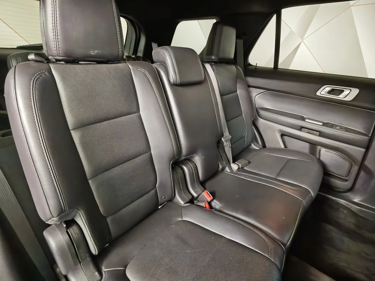 Ford Explorer 3.5 SelectShift 4WD (294 л.с.) Белый в АВИЛОН. Слайд №16