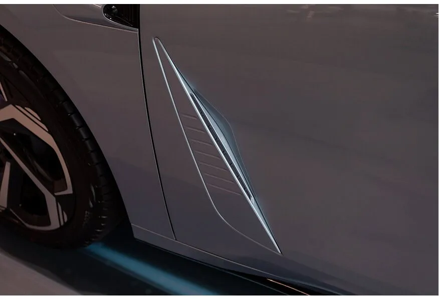 LIVE. Слайд №17