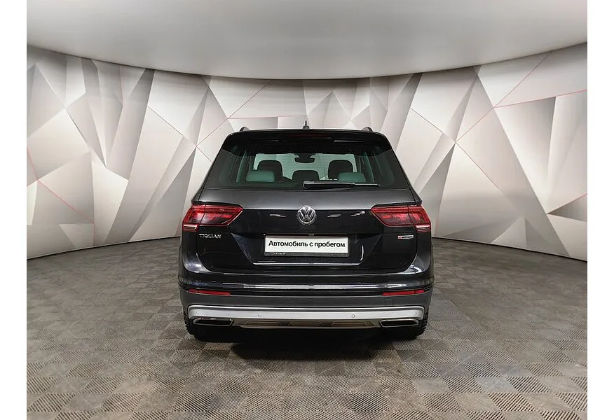 Volkswagen Tiguan 2.0 TDI 4Motion DSG (150 л.с.) OFFROAD Черный в АВИЛОН. Слайд №8