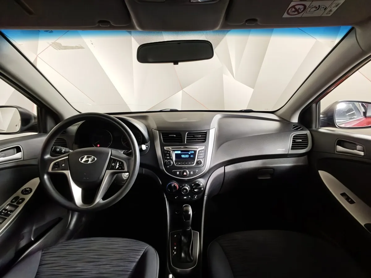 Hyundai Solaris 1.6 AT (123 л.с.) Comfort Красный в АВИЛОН. Слайд №13