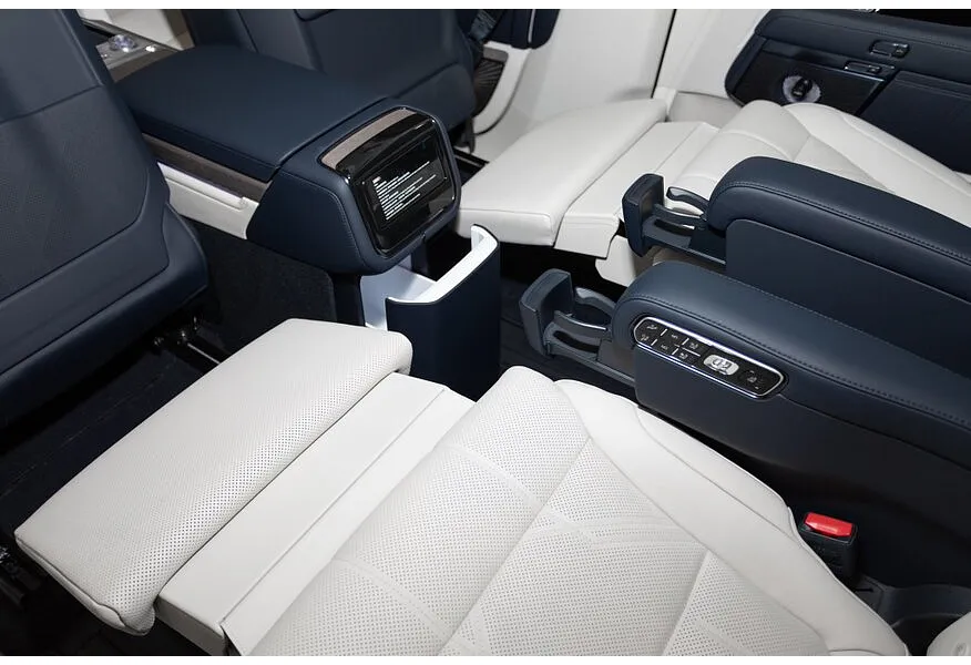 Zeekr 9X 2.0h AT 4WD (1177 л.с.) Ultra Черный в АВИЛОН. Слайд №20