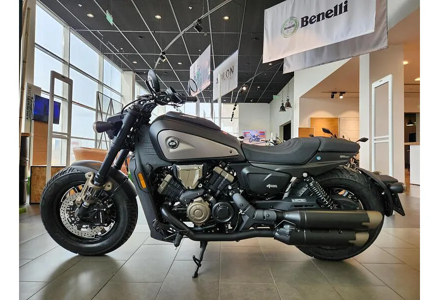 LIVE. Слайд №3