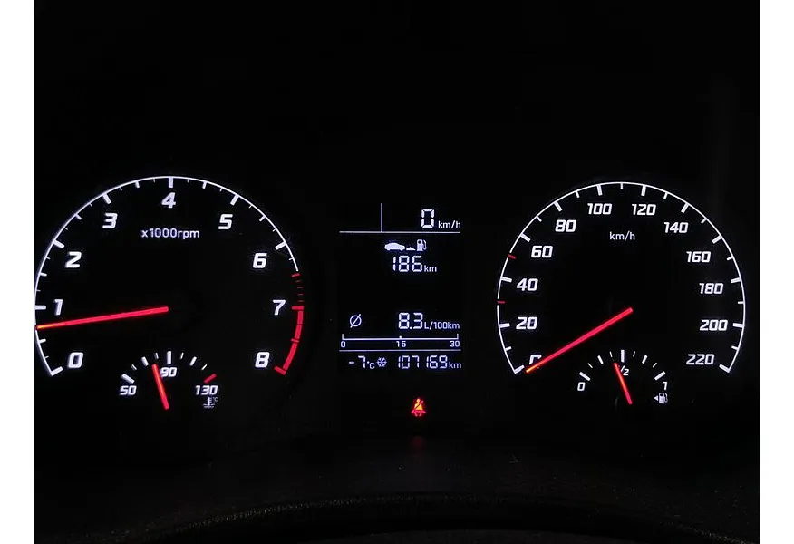 Hyundai Solaris 1.6 MT (123 л.с.) Comfort Серый в АВИЛОН. Слайд №18 Hyundai Solaris 1.6 MT (123 л.с.) Comfort Серый в АВИЛОН. Слайд №18