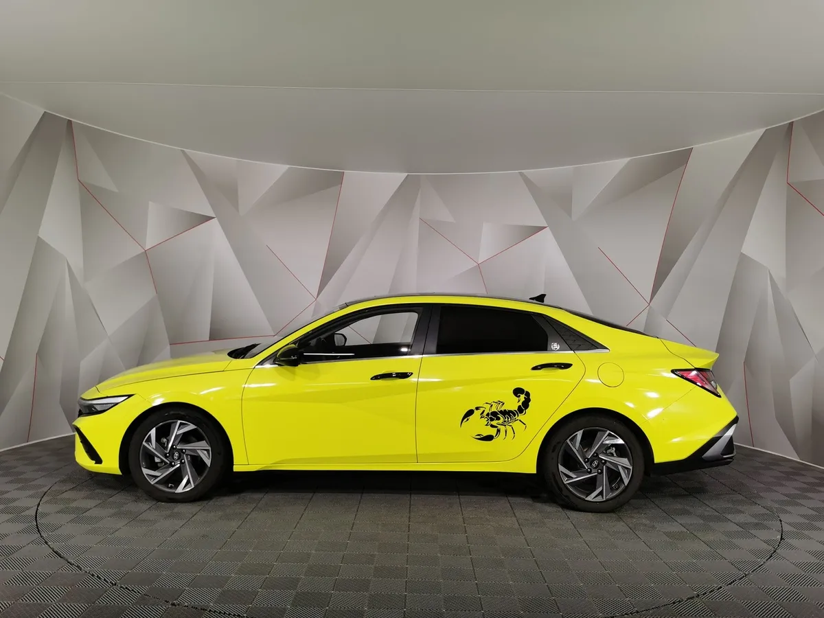 Hyundai Elantra 1.5 CVT FWD (115 л.с.) Smart Желтый в АВИЛОН. Слайд №5