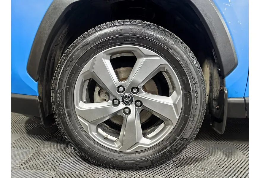 Toyota RAV4 2.0 CVT (148 л.с.) Стандарт Синий в АВИЛОН. Слайд №9