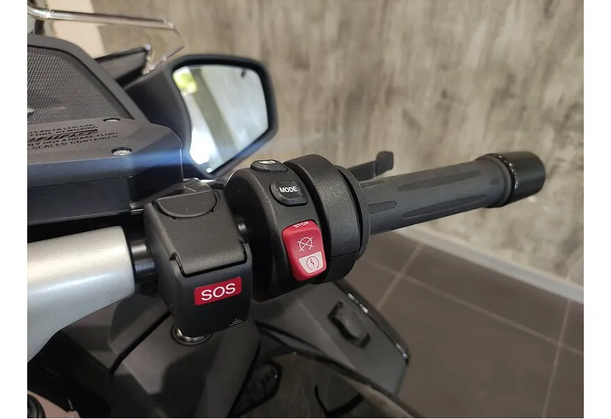 АВИЛОН - BMW Motorrad R 1250 RT R 1250 RT 1254 см³ (136) 1254 Черный - slide 9