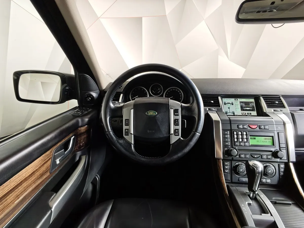 Land Rover Range Rover Sport 4.4 AT (300 л.с.) HSE Dynamic Черный в АВИЛОН. Слайд №19