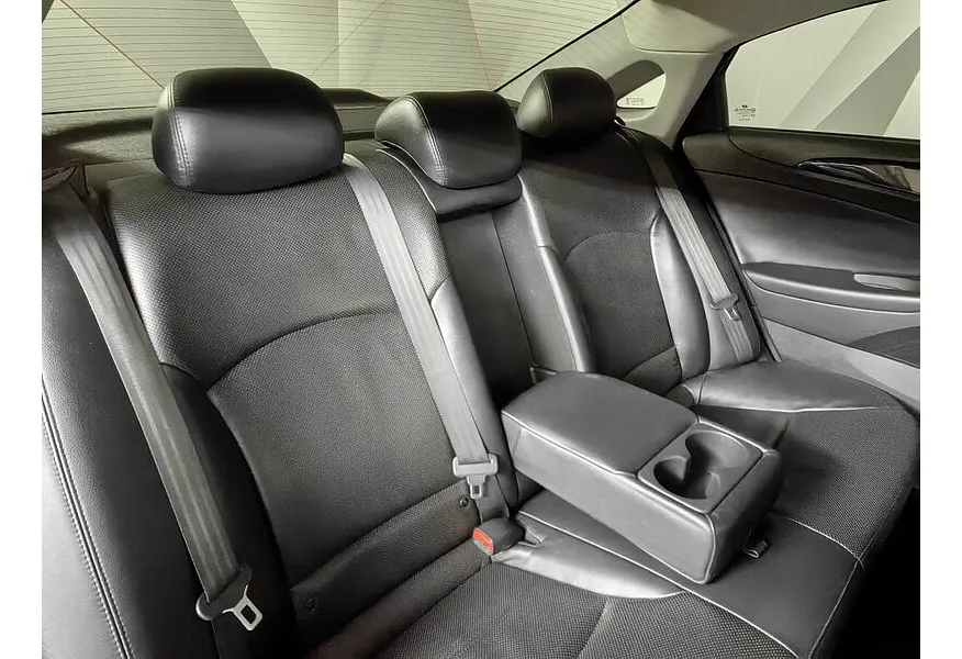 Hyundai Sonata 2.0 MPi AT (150 л.с.) Черный в АВИЛОН. Слайд №16