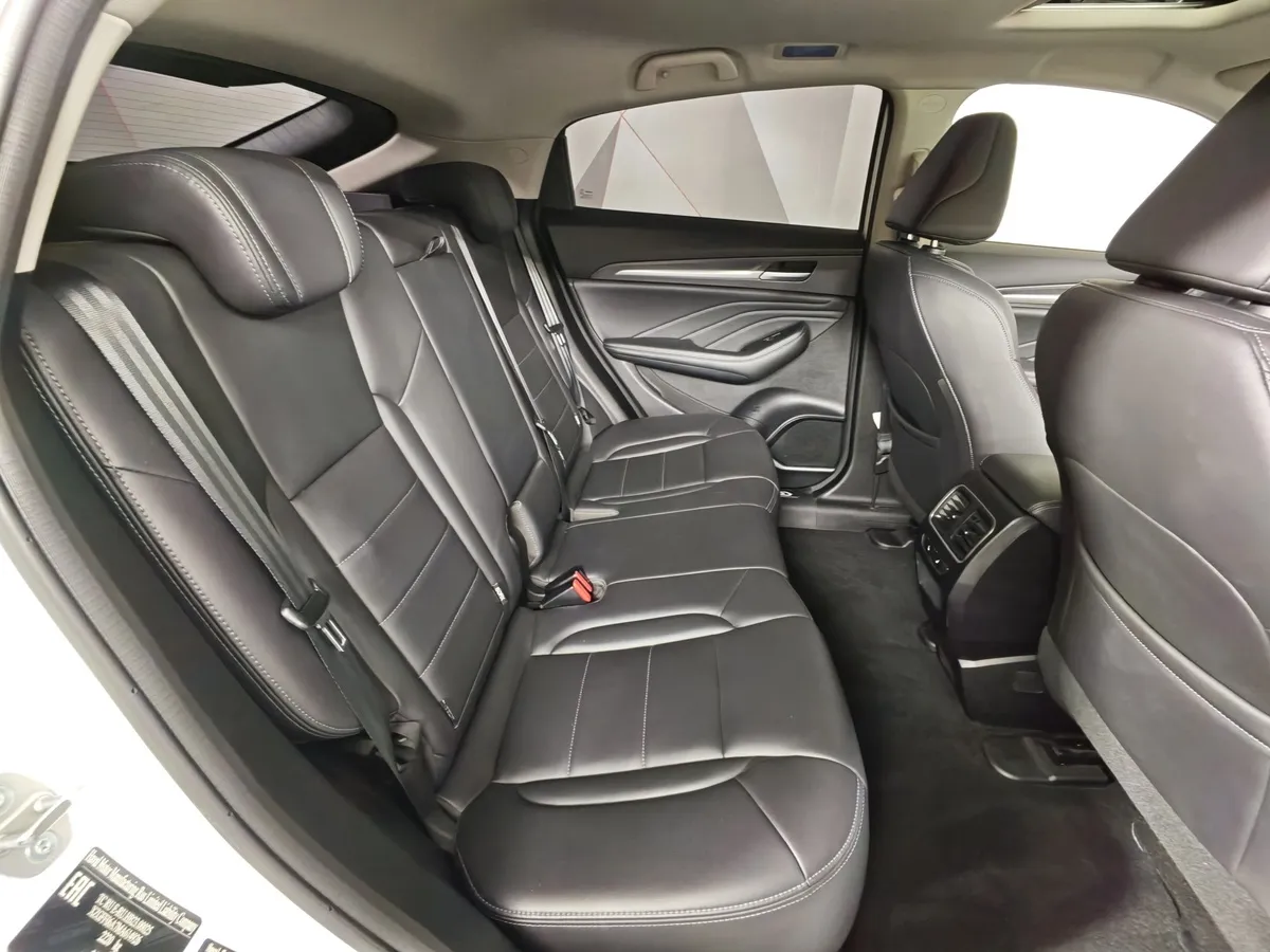 Haval F7x 2.0T AWD 7DCT (190 л.с.) Tech Plus Белый в АВИЛОН. Слайд №16