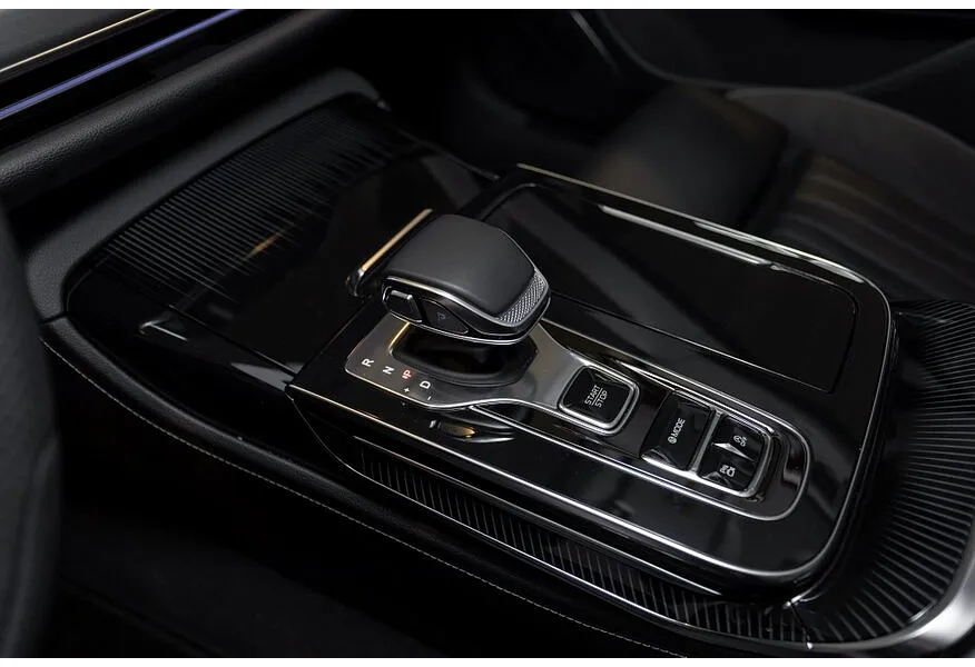 Hongqi H9 3.0 AT 4WD (326 л.с.) Executive Черный в АВИЛОН. Слайд №19