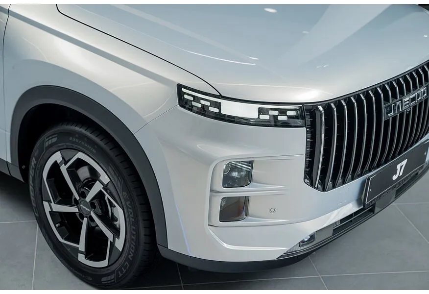 Jaecoo J7 1.6T 7DCT 4WD (150 л.с.) Active LP Серебристый в АВИЛОН. Слайд №18