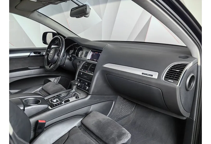 Audi Q7 3.0 TDI tiptronic quattro (245 л.с.) Черный в АВИЛОН. Слайд №9