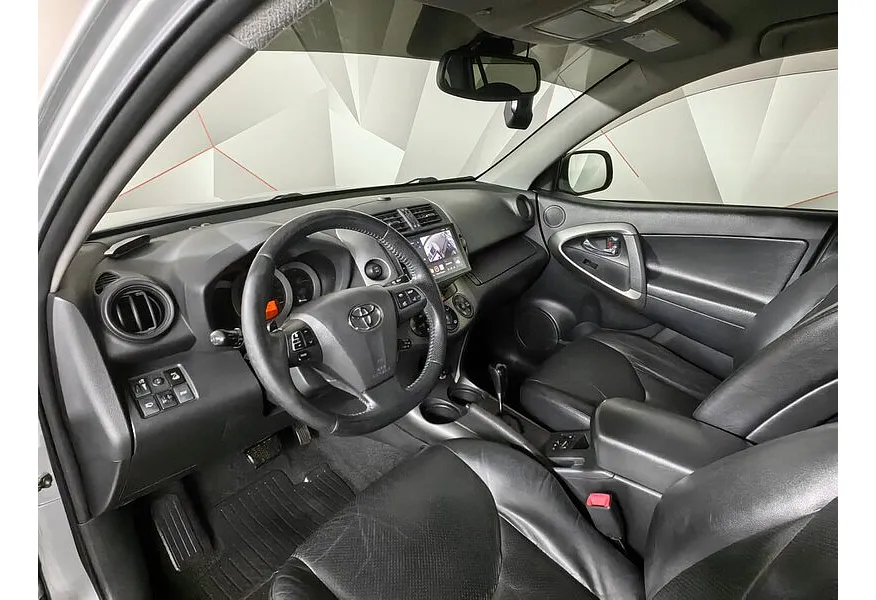 Toyota RAV4 2.0 CVT (158 л.с.) Серебристый в АВИЛОН. Слайд №19