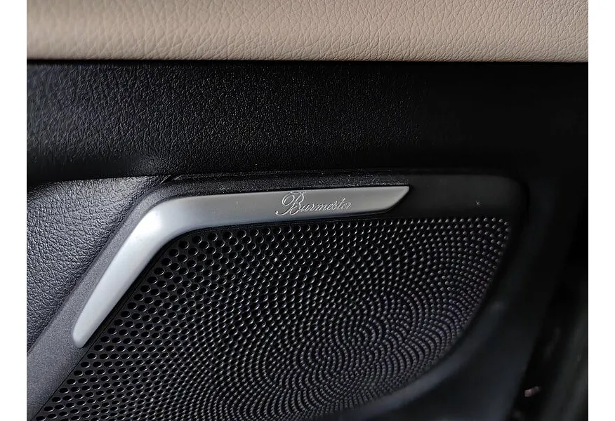 Mercedes-Benz V-Класс V 250 d 9G-Tronic L2 4MATIC (190 л.с.) AMG Line Черный в АВИЛОН. Слайд №23