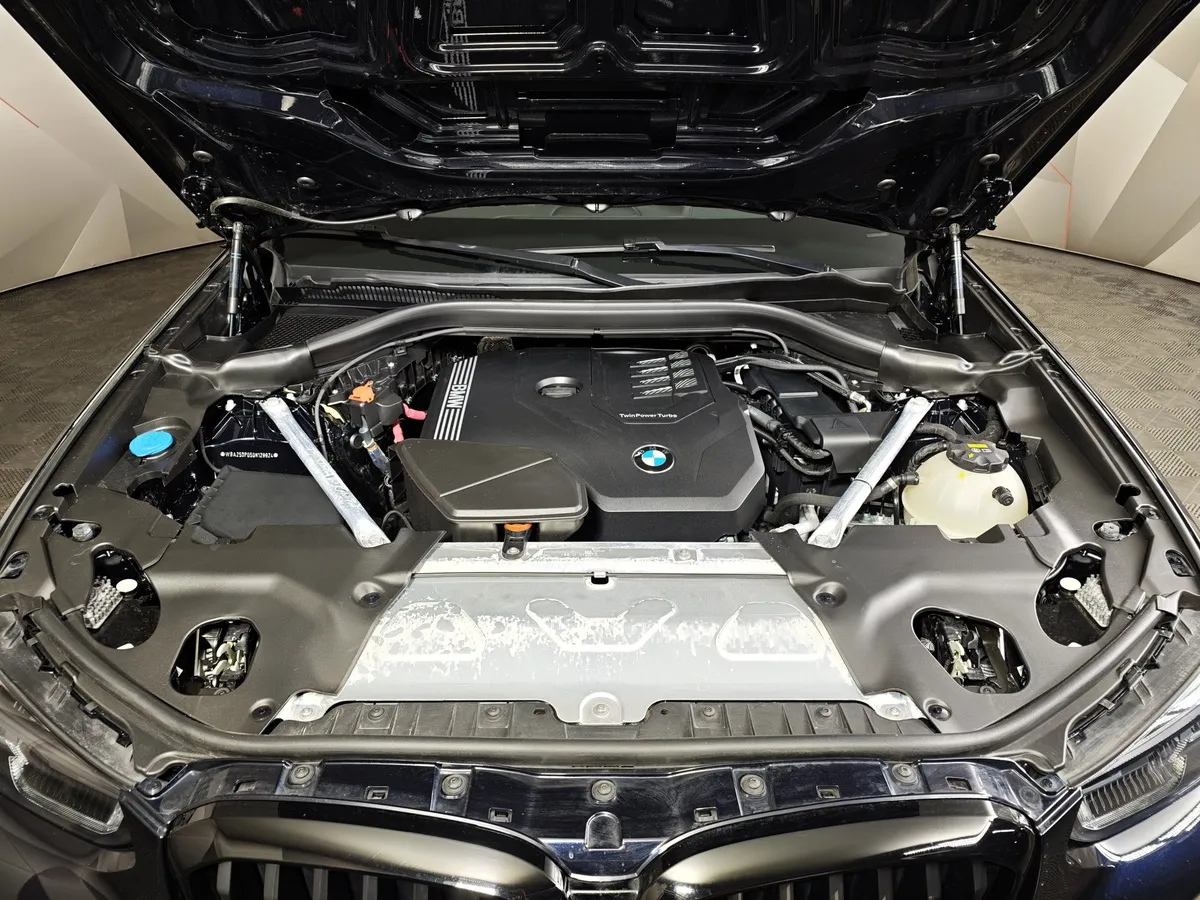 BMW X3 xDrive20i AT (184 л.с.) Черный в АВИЛОН. Слайд №10