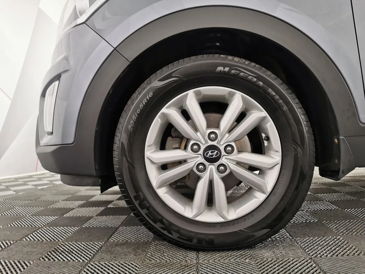 Hyundai Creta 1.6 AT (123 л.с.) Comfort Plus Серый в АВИЛОН. Слайд №9