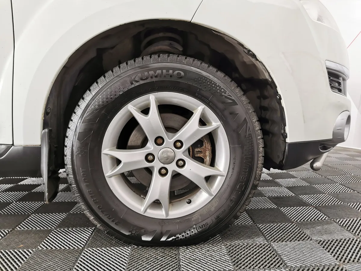 Citroen C-Crosser 2.4 CVT 4WD (170 л.с.) Белый в АВИЛОН. Слайд №9