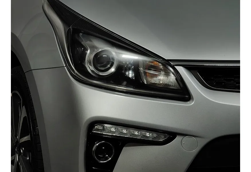 Kia Rio 1.6 AT (123 л.с.) Prestige Серый в АВИЛОН. Слайд №10 Kia Rio 1.6 AT (123 л.с.) Prestige Серый в АВИЛОН. Слайд №10