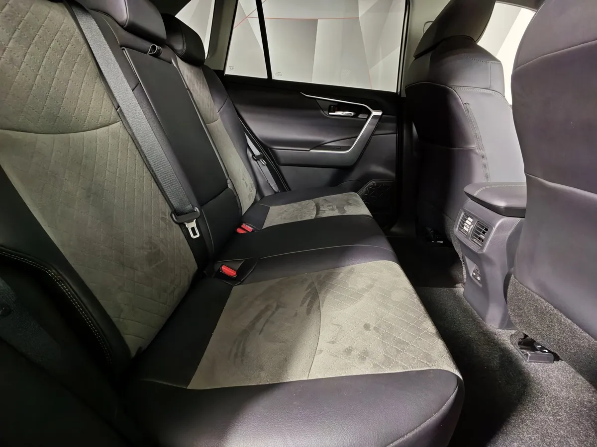 Toyota RAV4 2.0i CVT AWD (171 л.с.) Adventure Ultimate Белый в АВИЛОН. Слайд №16