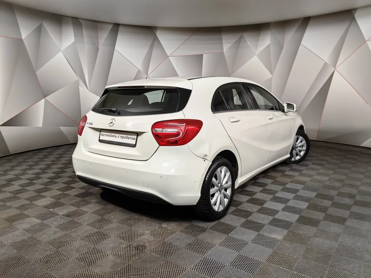 Mercedes-Benz A-Класс A 180 7G-DCT (122 л.с.) Особая серия Белый в АВИЛОН. Слайд №2