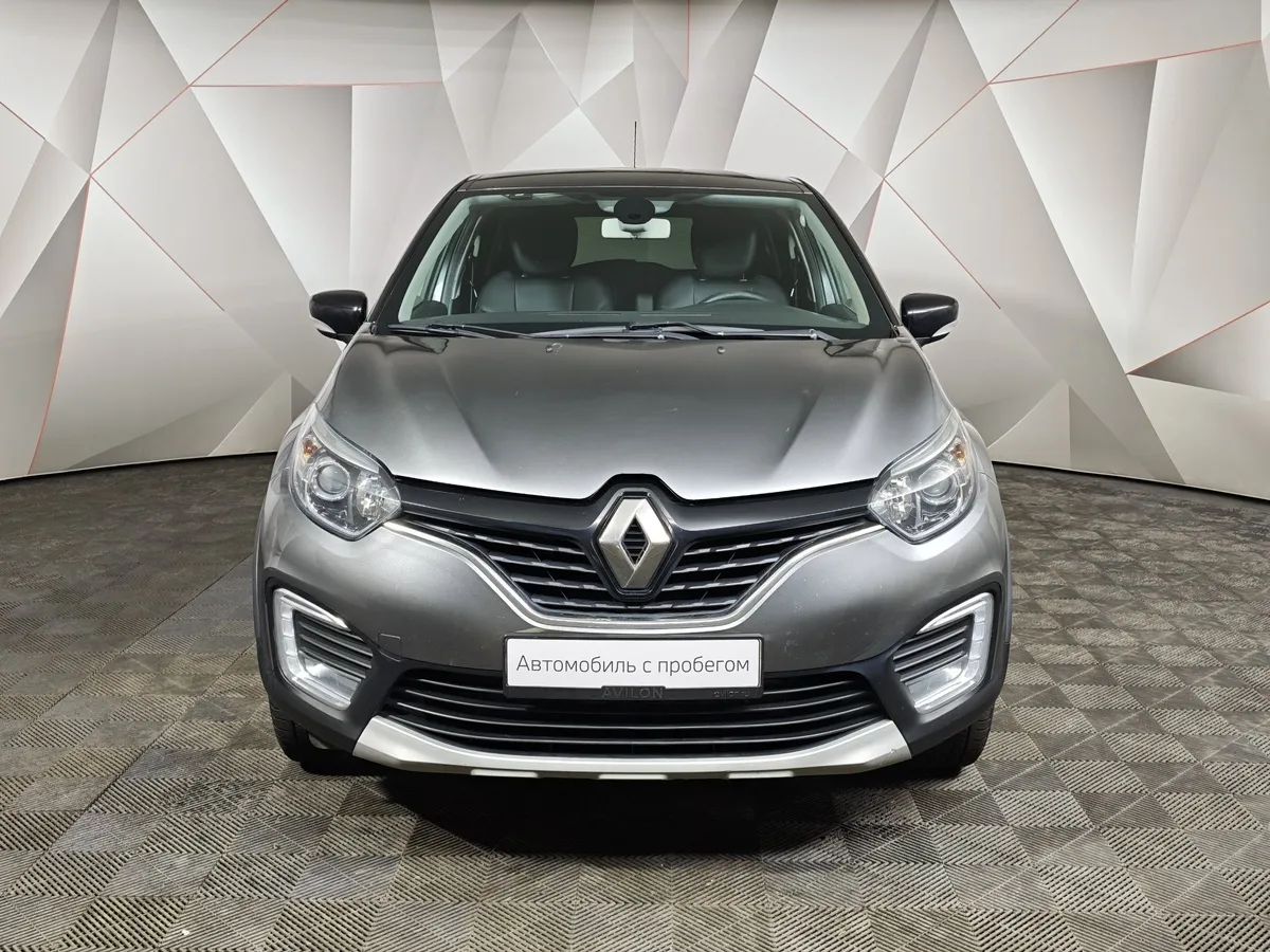 Renault Kaptur 2.0 AT AWD (143 л.с.) Серый в АВИЛОН. Слайд №7