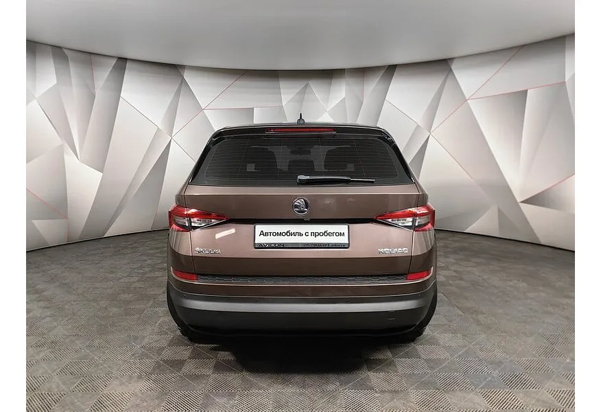 Skoda Kodiaq 1.4 TSI DSG (150 л.с.) Коричневый в АВИЛОН. Слайд №8