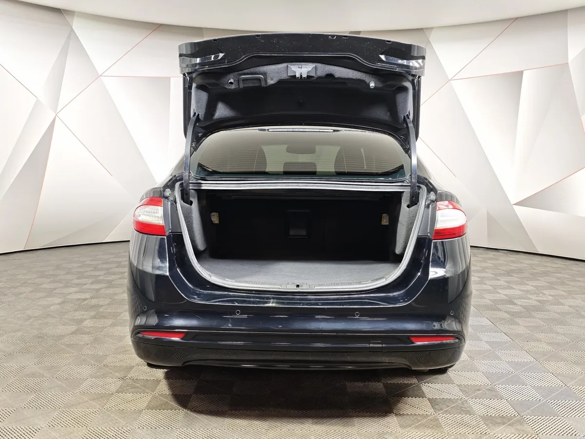 Ford Mondeo 2.5 AT (149 л.с.) Titanium Черный в АВИЛОН. Слайд №12