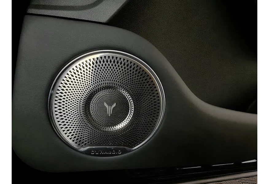 Voyah Free EVR 1.5 AT AWD (489 л.с.) Sport Edition Синий в АВИЛОН. Слайд №24