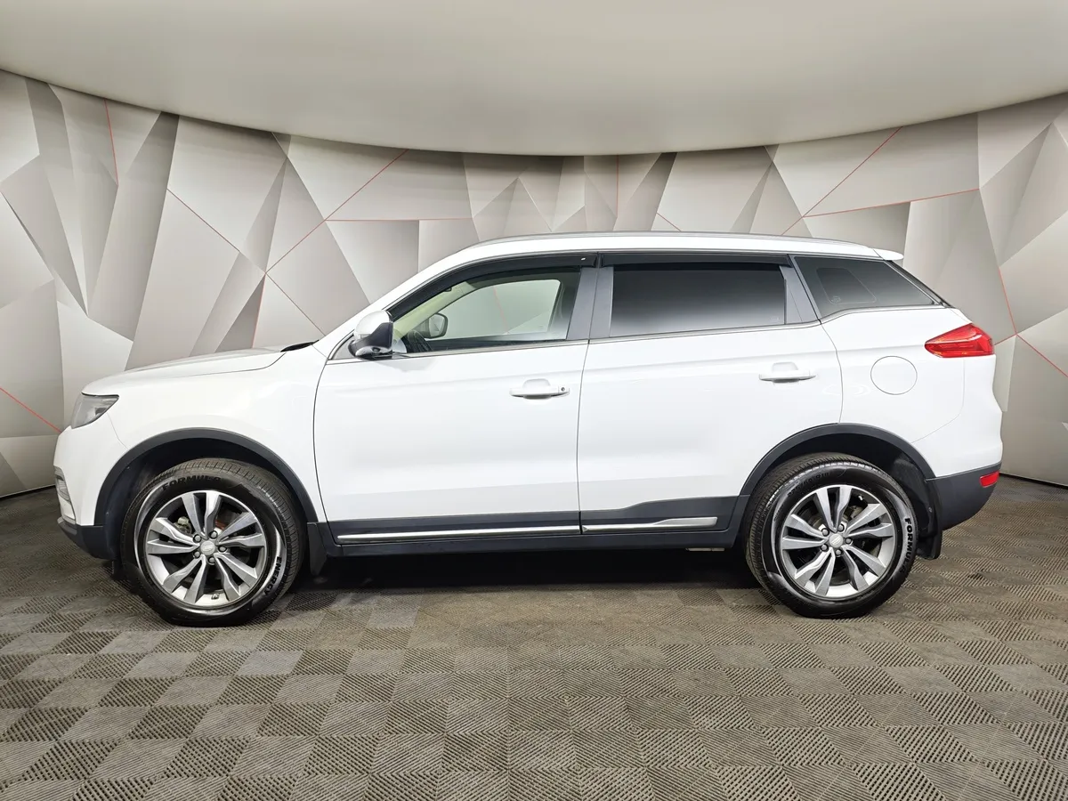 Geely Atlas 2.4 AT AWD (148 л.с.) Standard Белый в АВИЛОН. Слайд №5