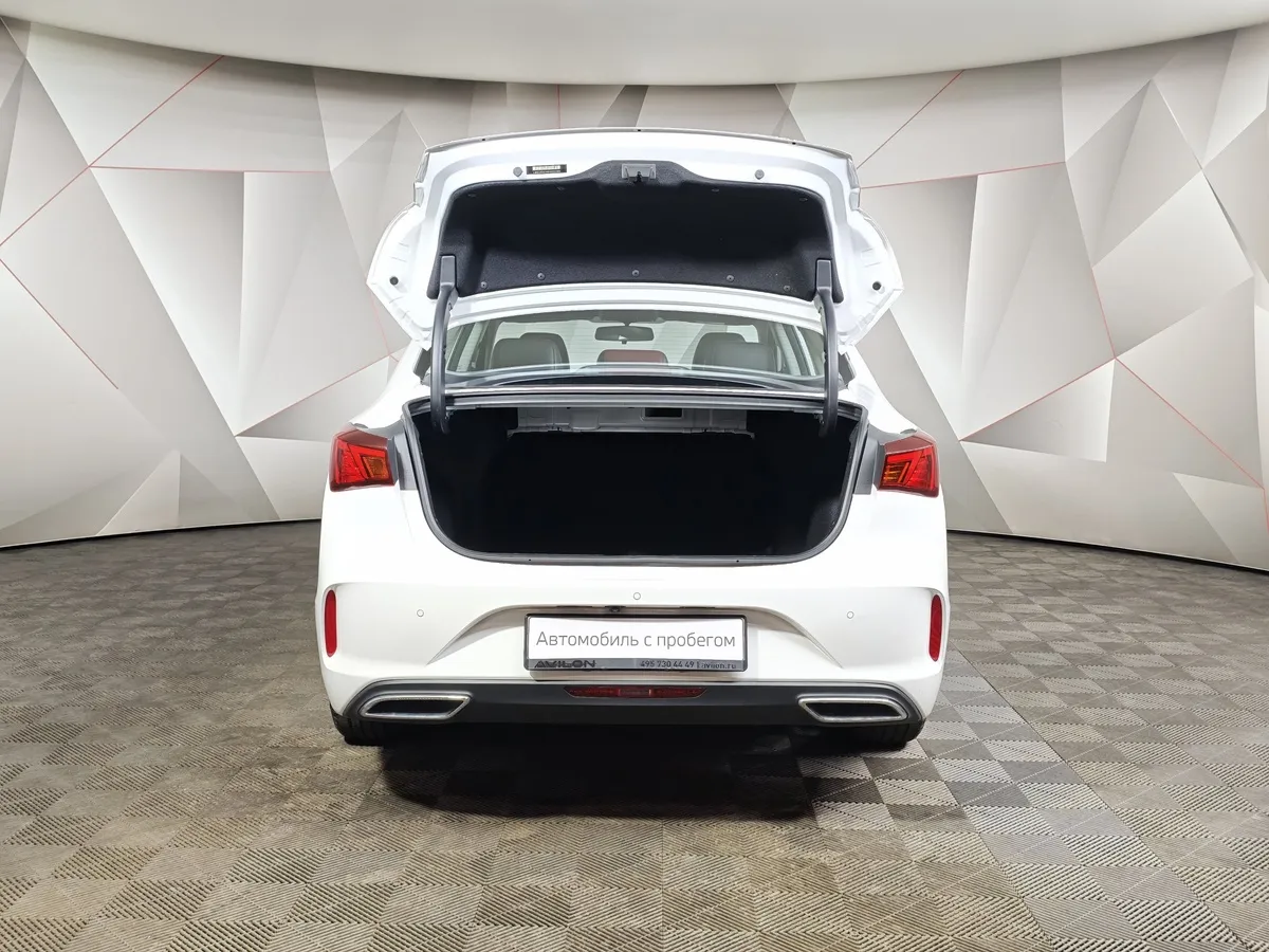 Changan Eado Plus 1.4 TGDI 7DSG 2WD (150 л.с.) DLX Белый в АВИЛОН. Слайд №12