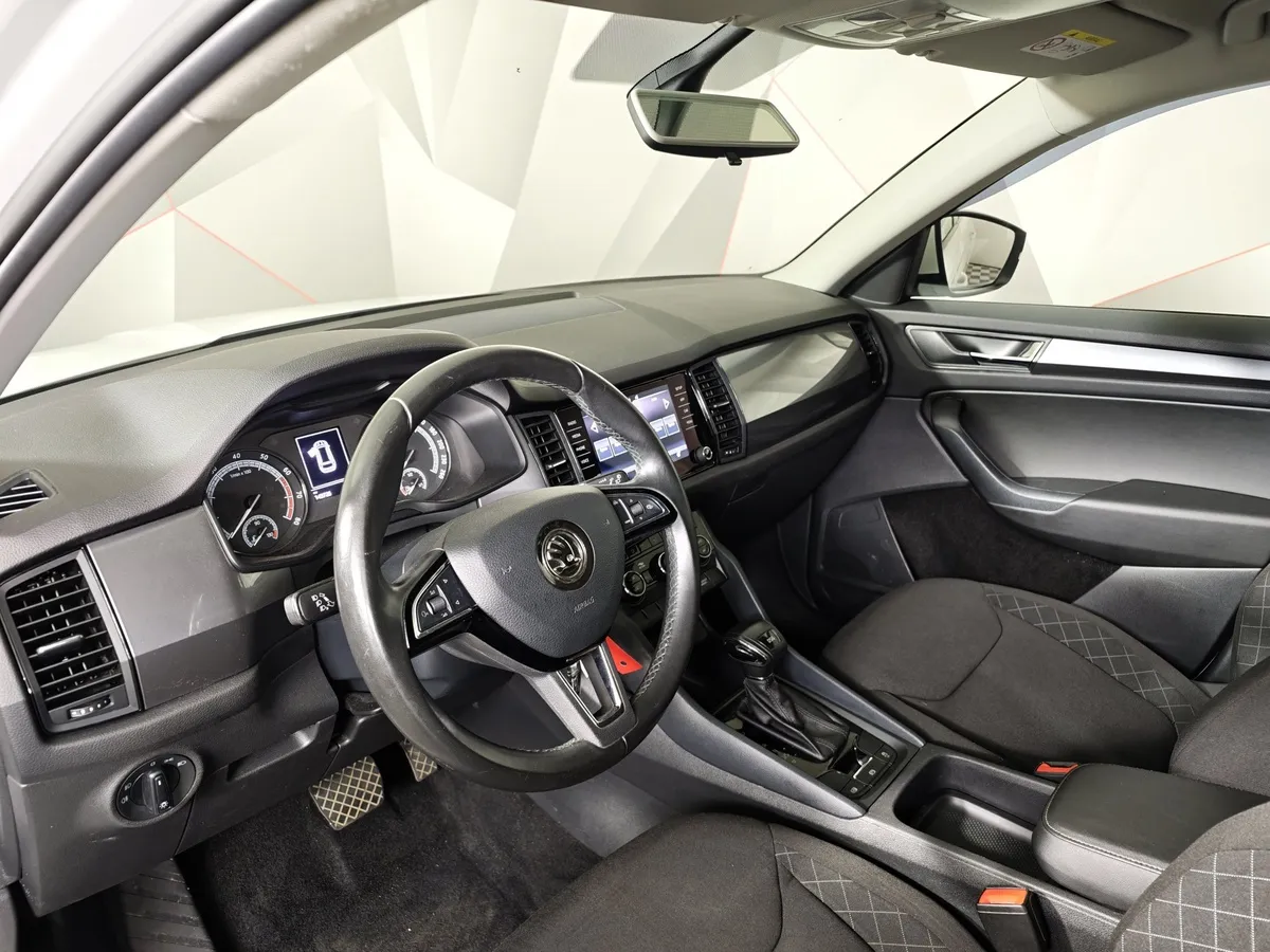 Skoda Kodiaq 1.4 TSI DSG (150 л.с.) Белый в АВИЛОН. Слайд №18