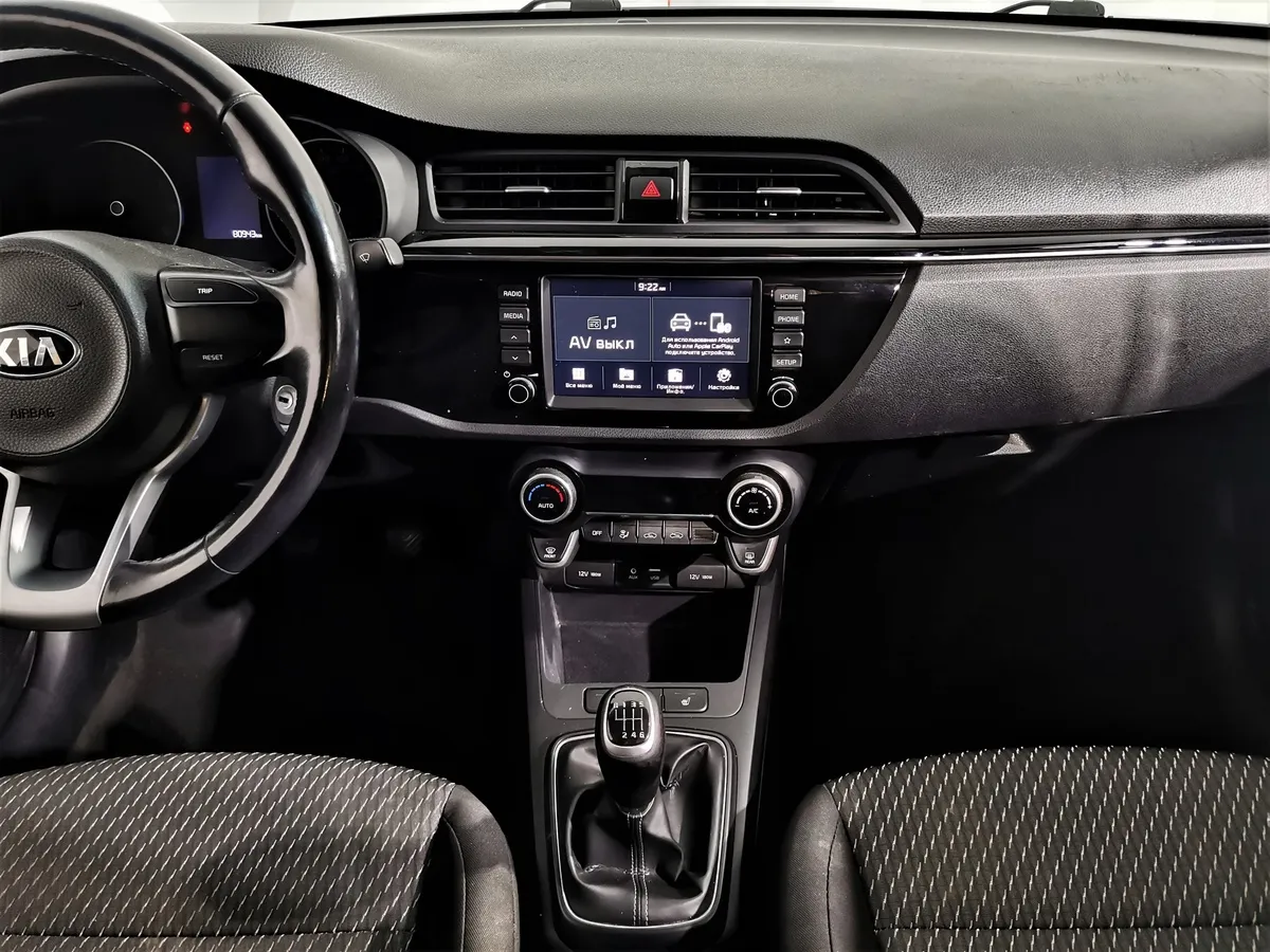 Kia Rio 1.6 MT (123 л.с.) Prestige Серый в АВИЛОН. Слайд №17