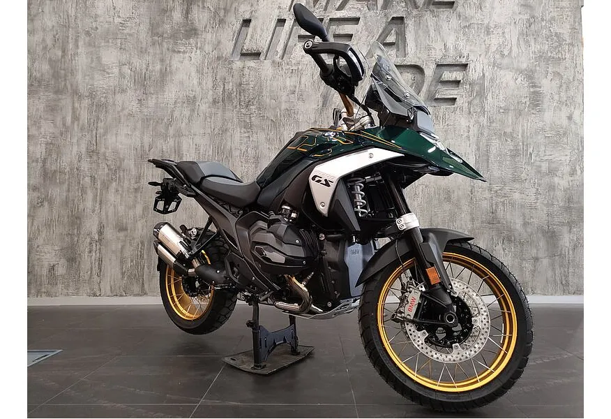 BMW Motorrad R 1300 GS R 1300 GS 1300 см³ (145) 1300 Зеленый в АВИЛОН. Слайд №2