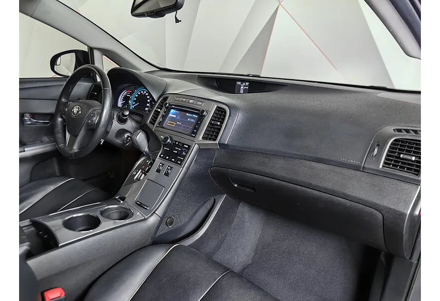 Toyota Venza 2.7 AT AWD (185 л.с.) Серый в АВИЛОН. Слайд №13